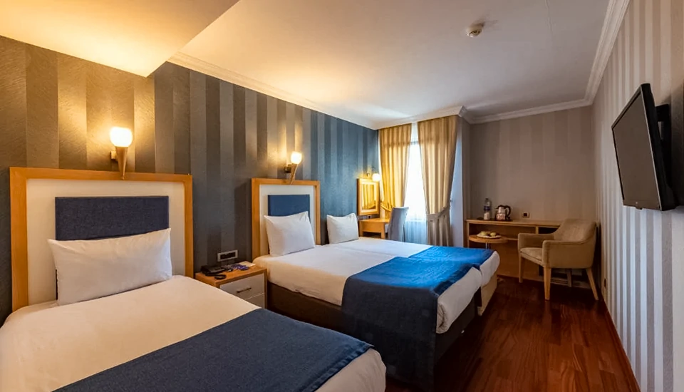 هتل نوا پلازا تکسیم اسکوئر